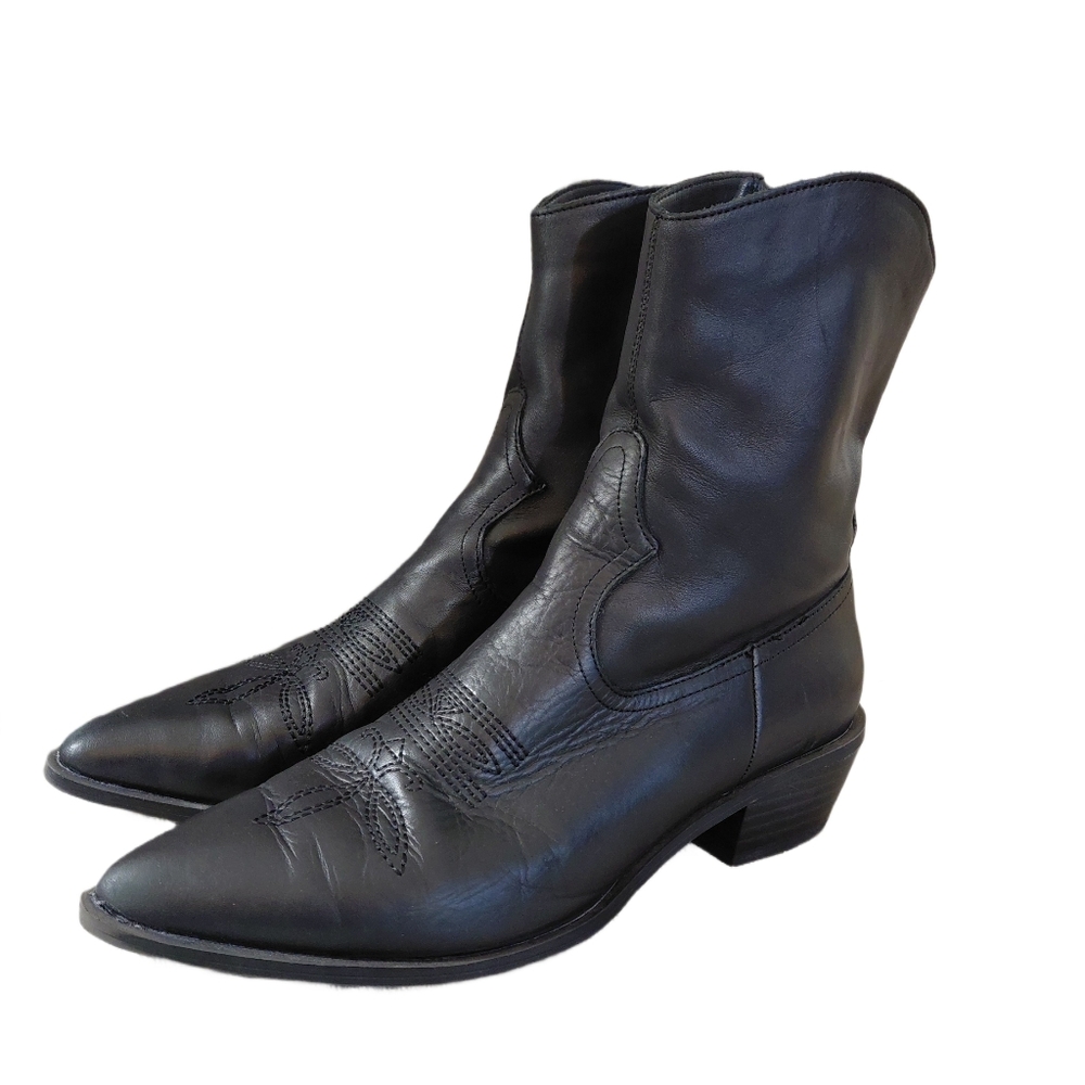 Bershka Black Leather Western Ankle Boots Wonen's Size 7.5